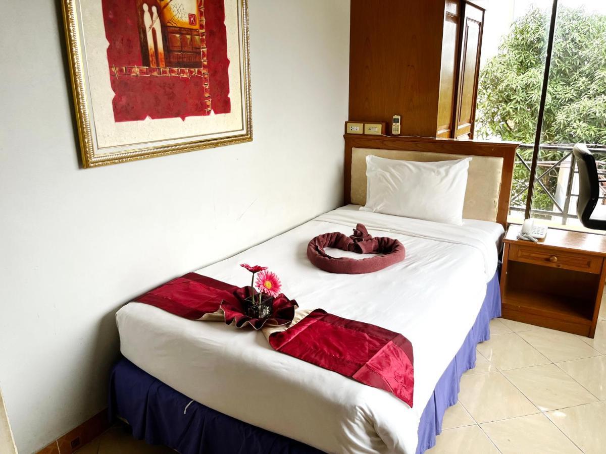 Lamai Guesthouse Patong Extérieur photo