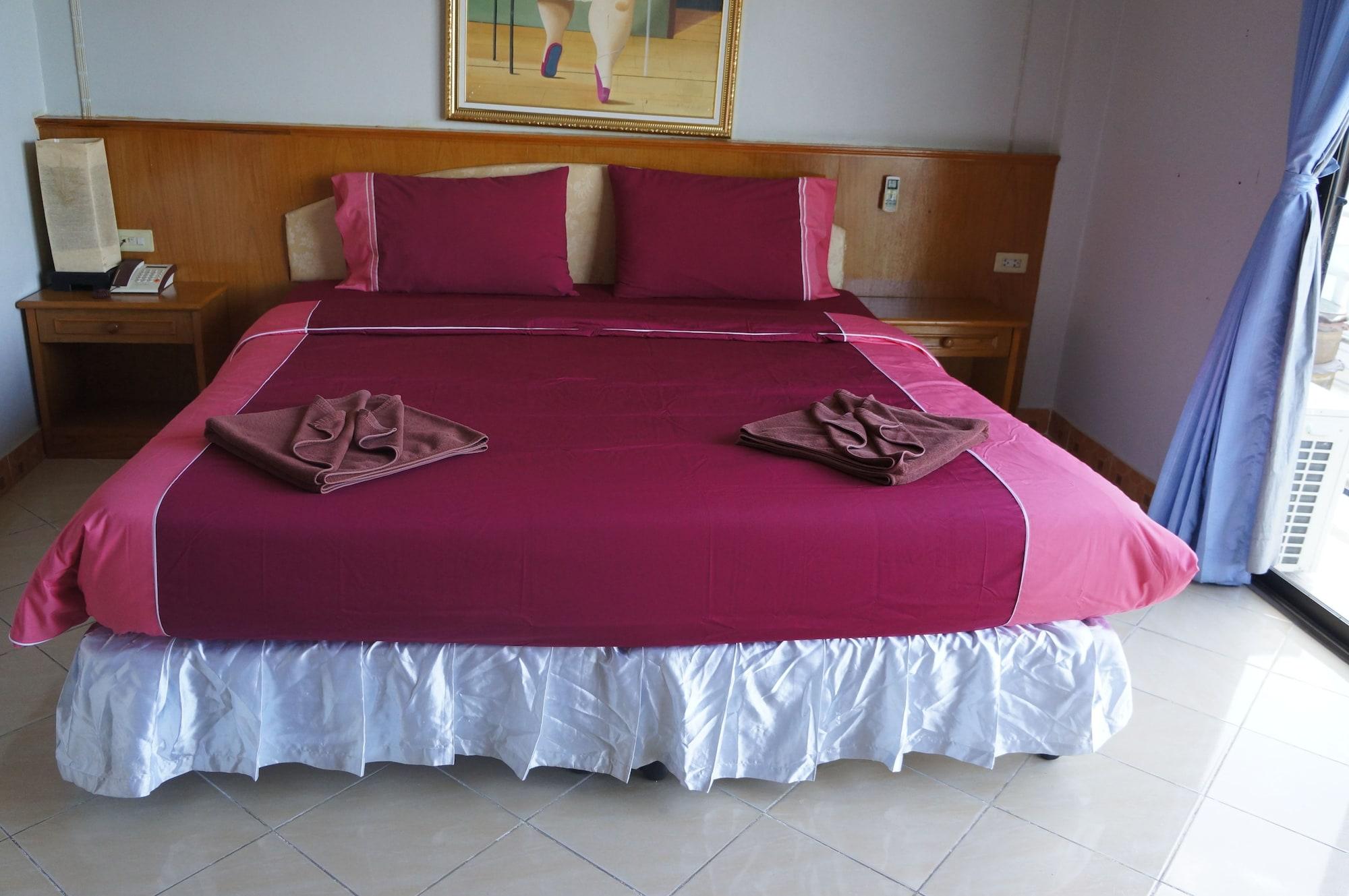 Lamai Guesthouse Patong Extérieur photo