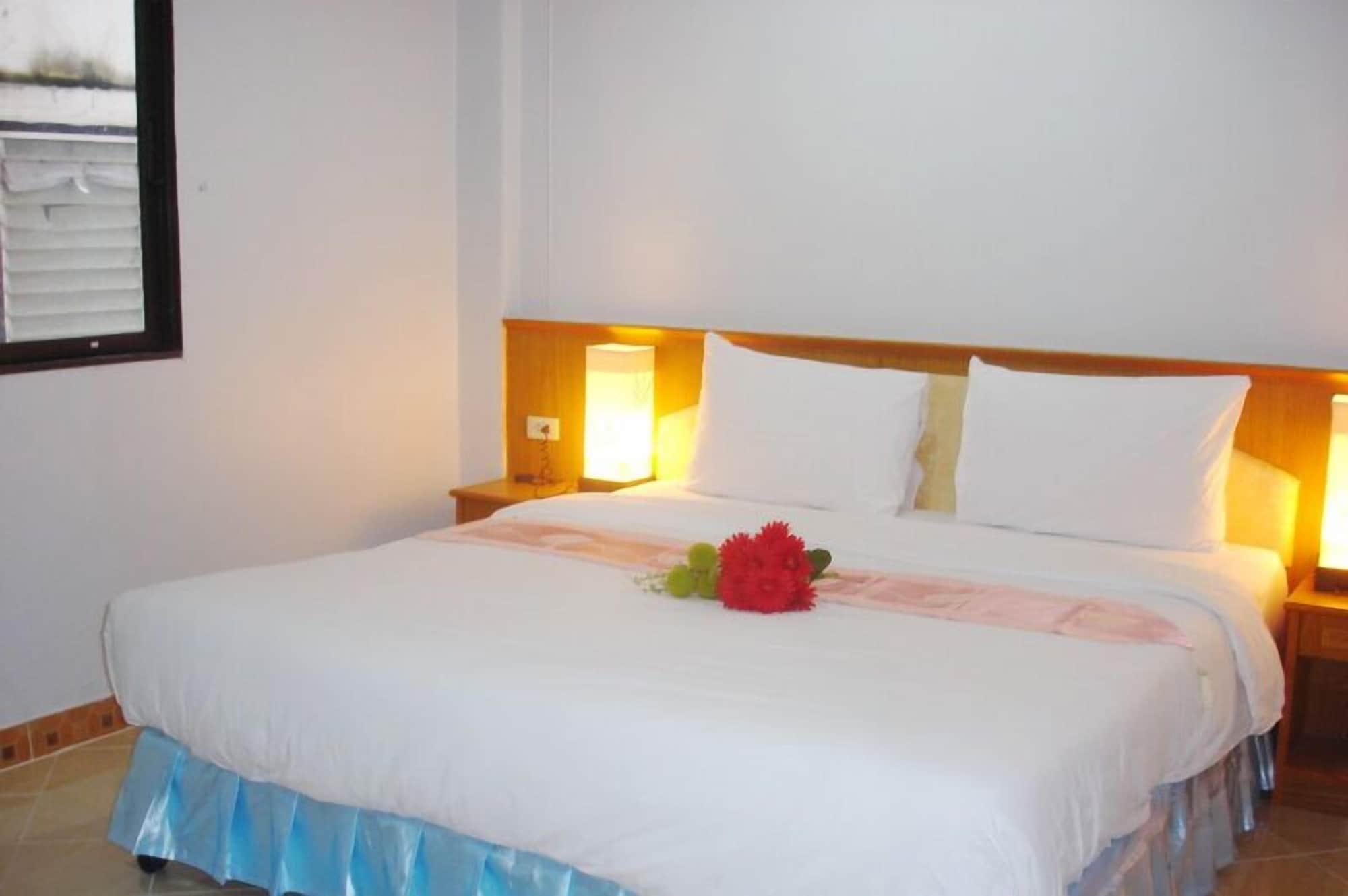 Lamai Guesthouse Patong Extérieur photo