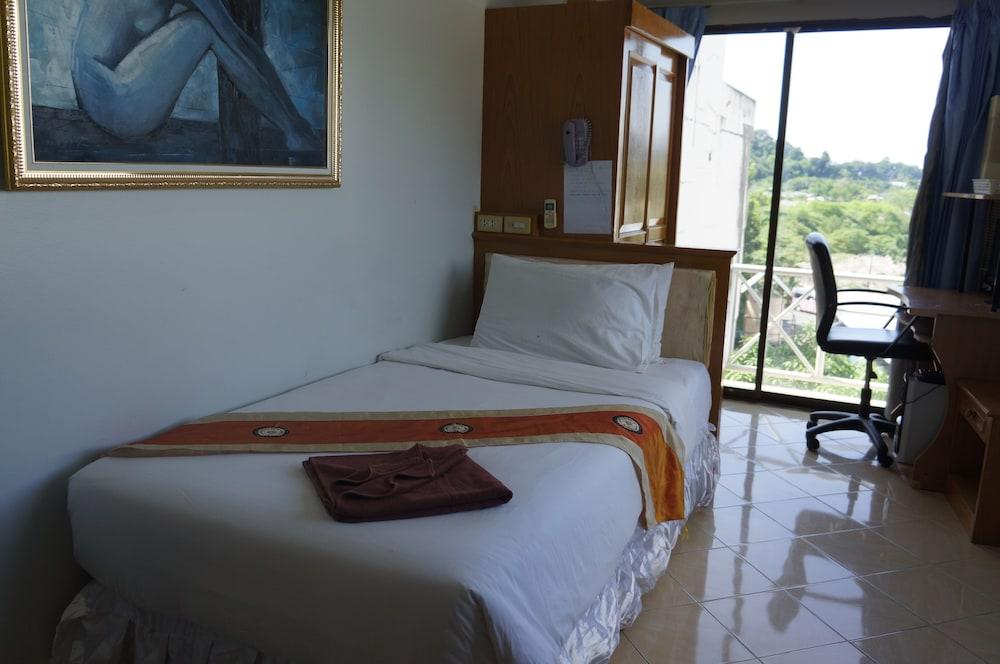 Lamai Guesthouse Patong Extérieur photo